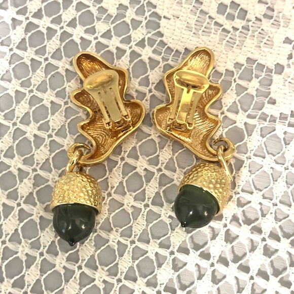 Francesca Vintage Visconti Clip Earrings - Signed, Acorns/Leaves, Italy - Picture 3 of 5